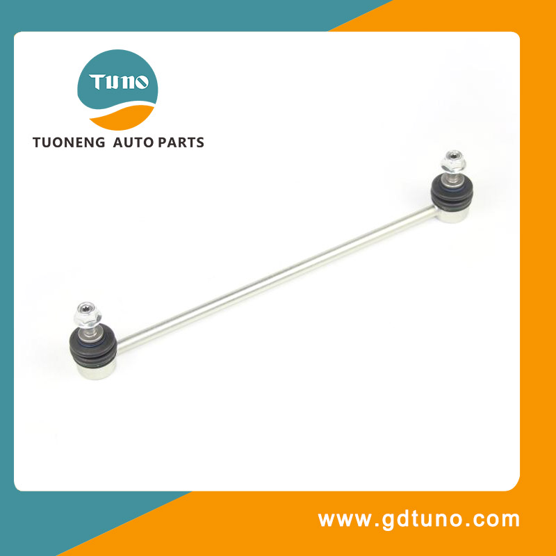 自動車の駆動システムはどのようにして車両の性能を向上させるのでしょうか?